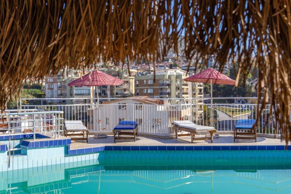 The View City Hotel Kusadası Exterior foto